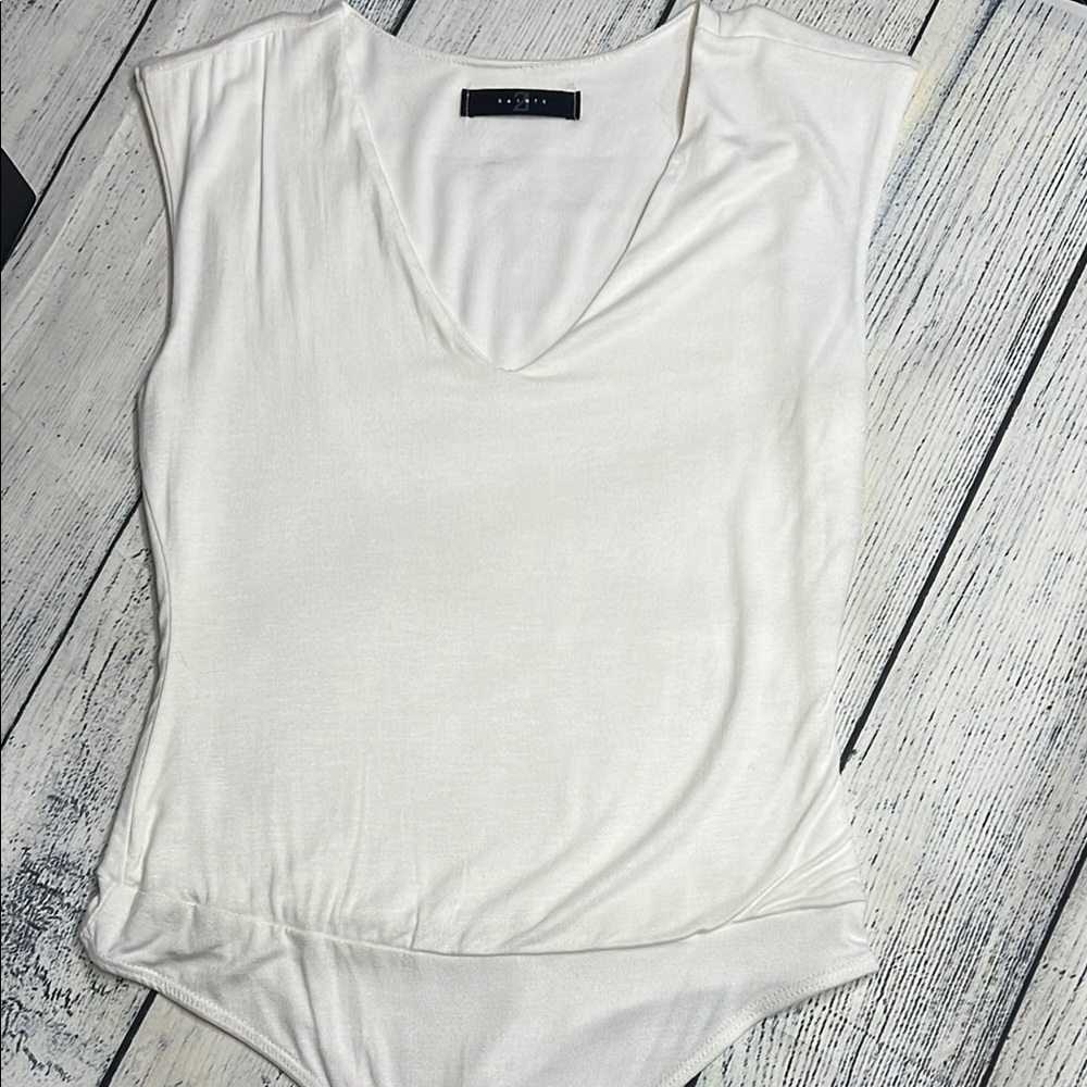 Women's White Sleeveless bodysuit small